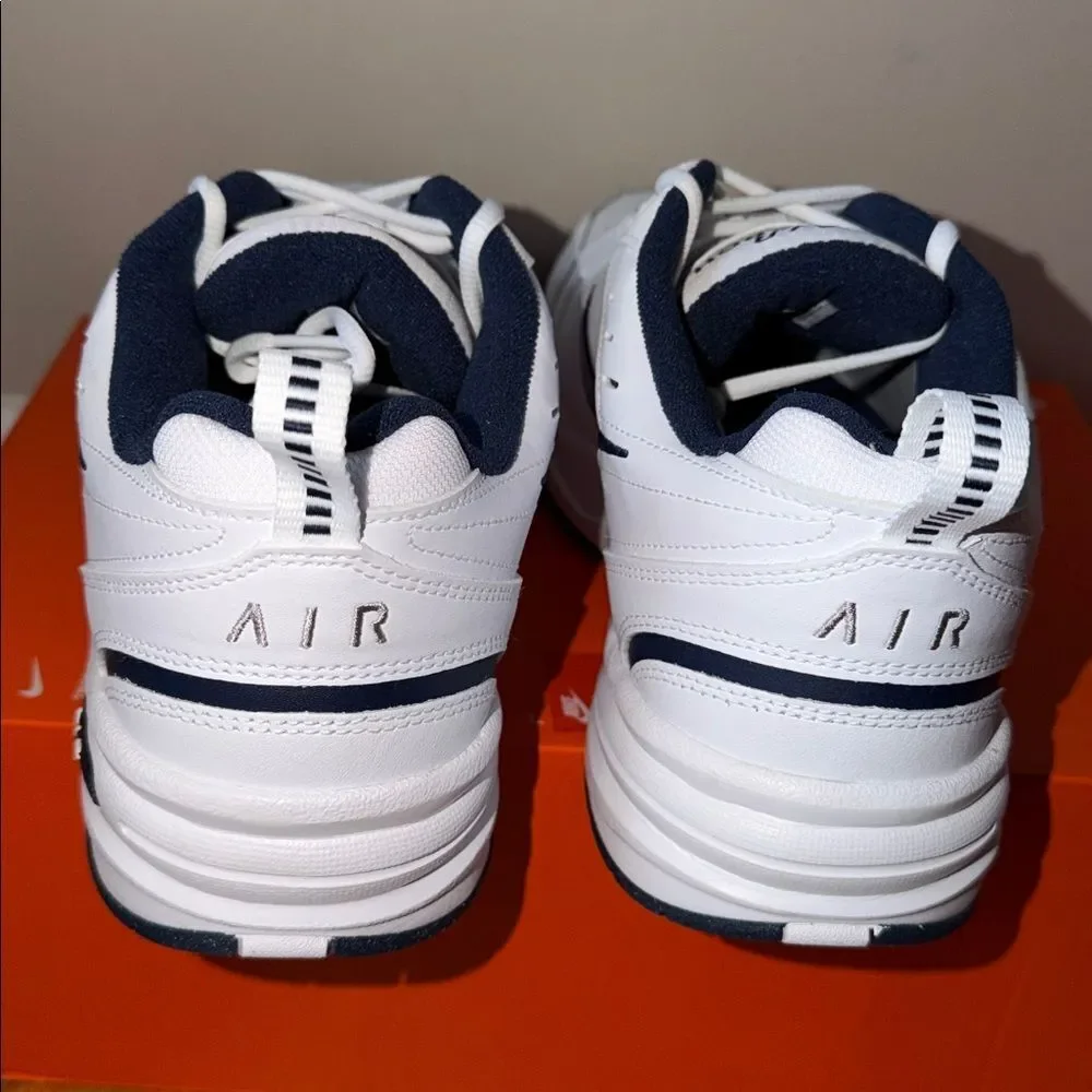 Nike Air Monarch IV White Metallic Silver 416355-102 Men’s Size 14 (4E)